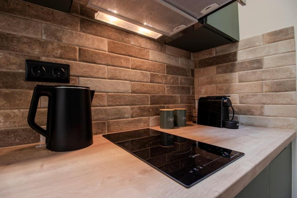 Stylish Cityscape Apt In Centre Heraklion (Crete)