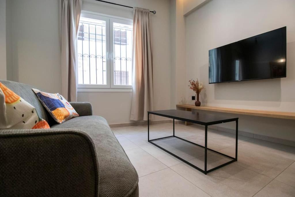 Apartment Stylish Cityscape Apt In Centre *